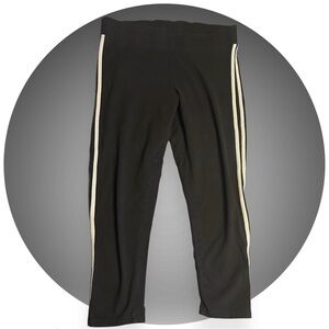 BOGO Torrid Crop Athletic Style Leggings